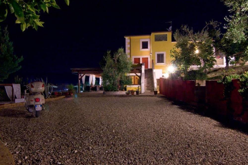 Borgo Del Nespolo Bed & Breakfast Peschici Dış mekan fotoğraf